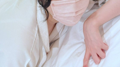 [노모] FC2-PPV-4692702 Peeeeeeeeee♡ SSS-class fair-skinned and innocent girl takes off her underwear and cums with a vibrator♡ She is at the mercy of a creepy old man (일본AV 무수정,노모,프리미엄 AV)